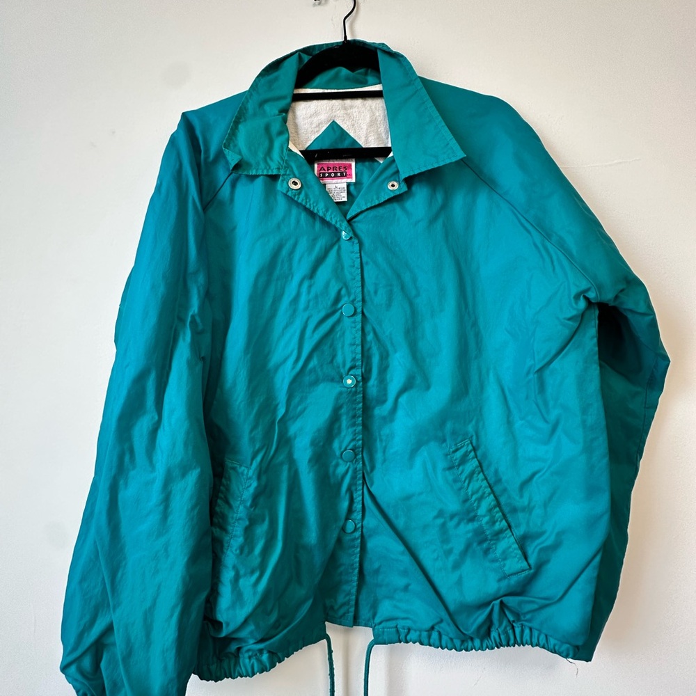 Vintage Teal Utility Jacket with Elastic Waistband and Long Sleeves
